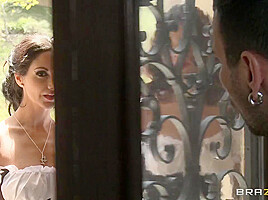 Ava Addams And Isis Taylor In Cumly Cleaners With Voodoo