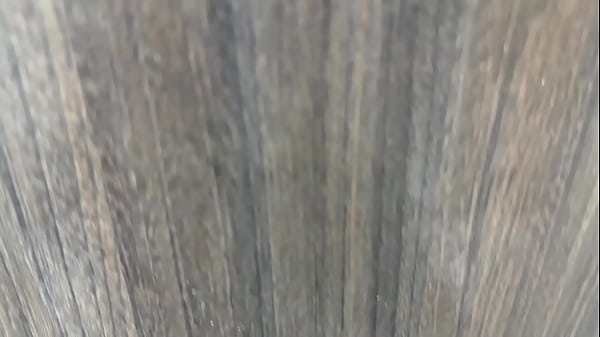 Hago un trato con mi caliente madrastra por guardar mi silencio, ella accede y termino follandola rico y duro.