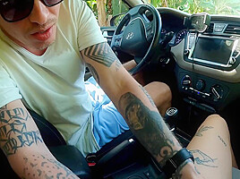 Taxi Driver – She Had Nothing To Pay With And She Gave Her Pussy Away!
