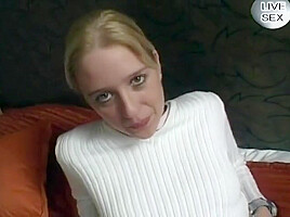 Beautiful German Babe Pleasing Her Pussy Until She Orgasms