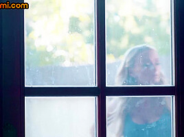 Cockhungry bitches hard fucked in 3some