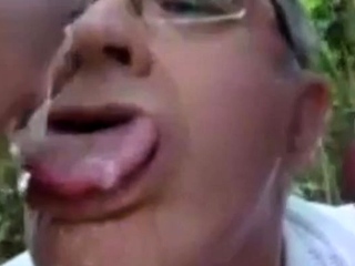 Daddy’s Blowjob Lesson