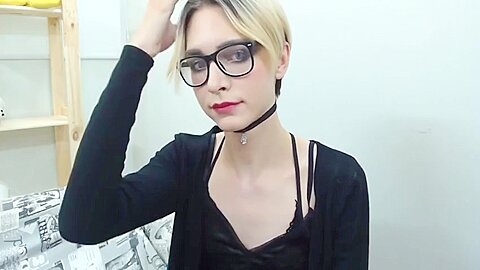 Rachelarcher – Russian Crossdresser Anal Fingering Play